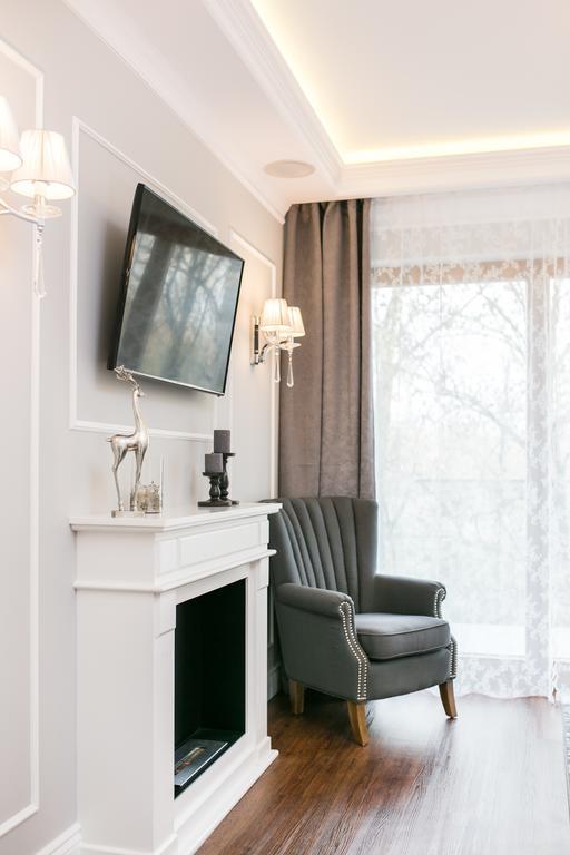 Executive 2-Bedroom Apartment Krasków Dış mekan fotoğraf