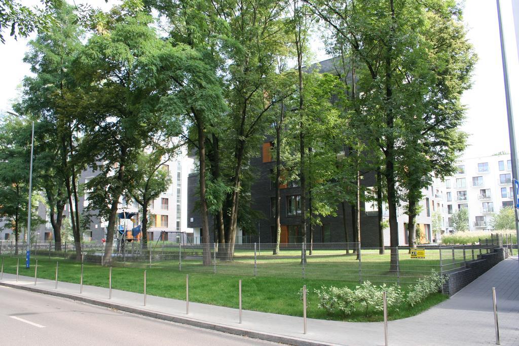 Executive 2-Bedroom Apartment Krasków Dış mekan fotoğraf